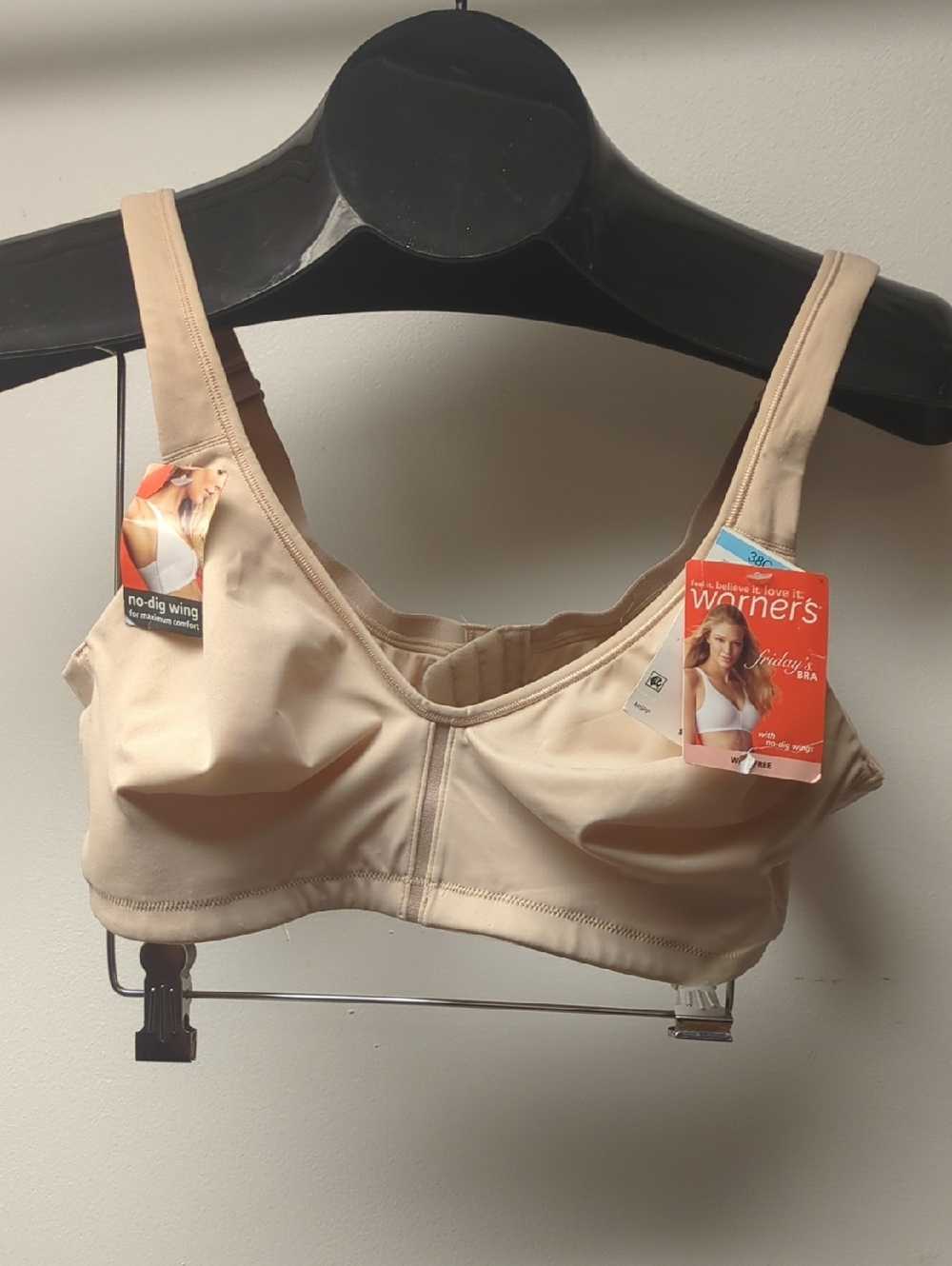 Warner's Smooth Wireless Nude-Tone Comfort Bra